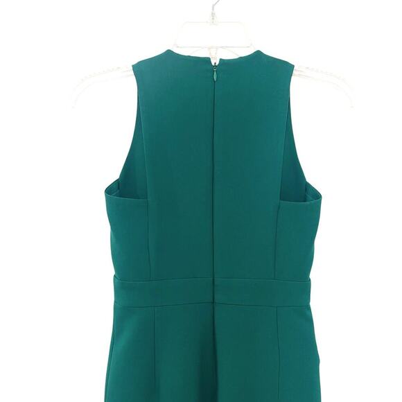Cinq à sept phoenix deep v-neck gown in Emerald size 00 Retail $695 - Picture 6 of 11